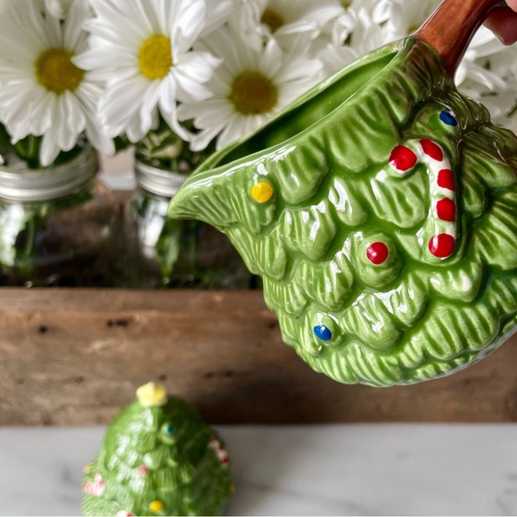 Christmas Tree Sugar and Creamer•Vintage 1970’s•Hand-Painted in a Ceramics Class - Picture 2 of 9